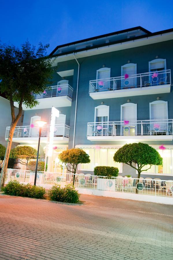 Piccolo Hotel Ariston San Mauro Mare Eksteriør billede